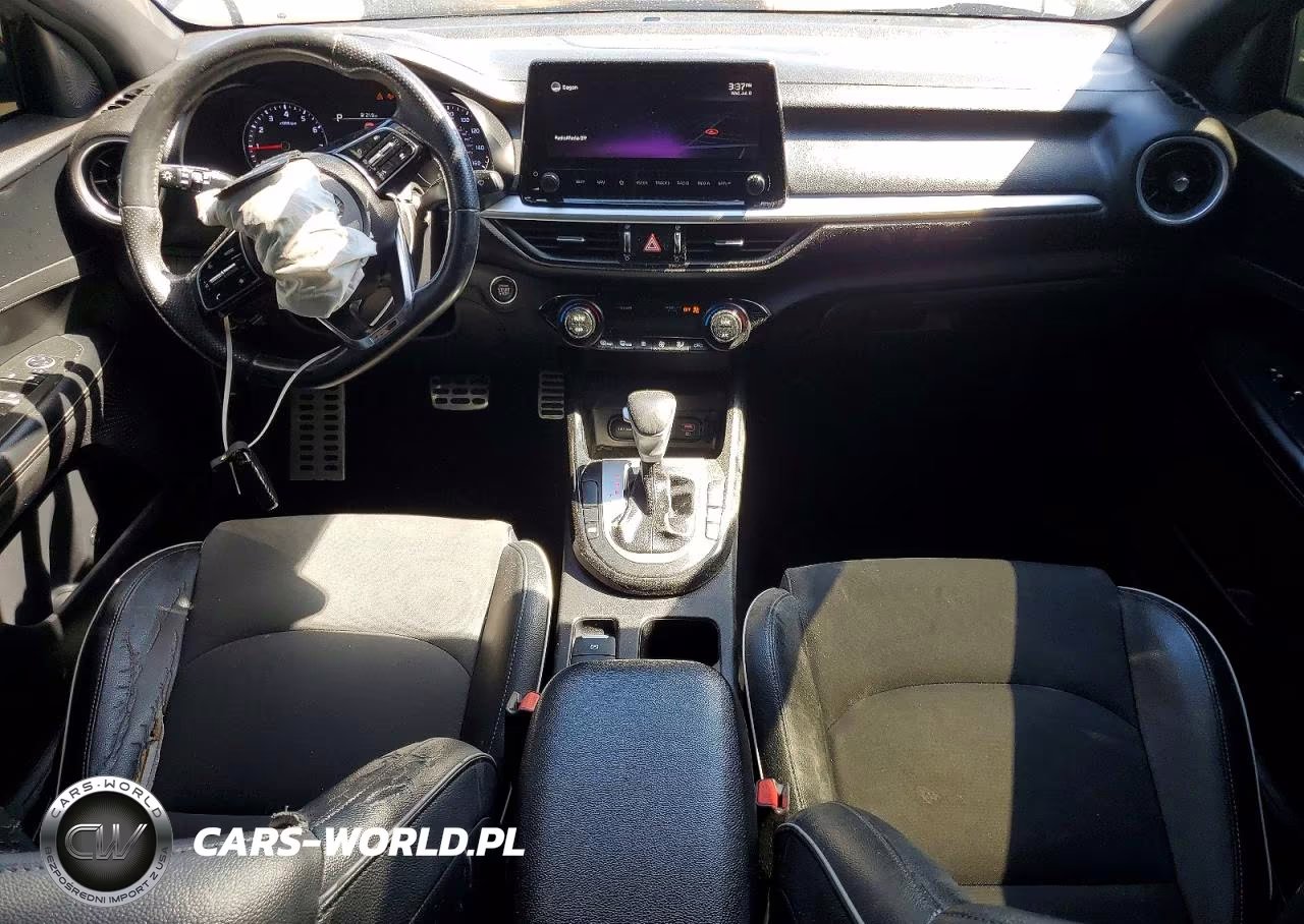 2022 Kia Forte Gt Line VIN:3KPF54AD8NE438364 - 8