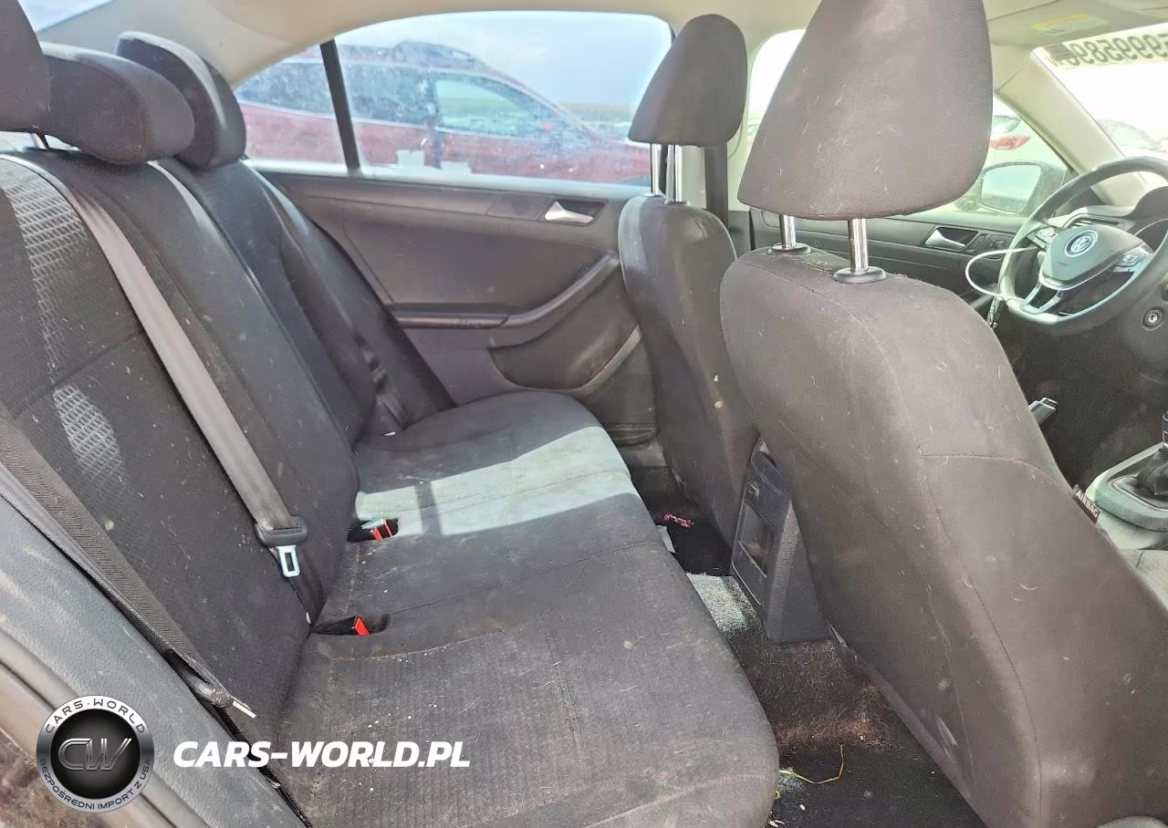 2016 Volkswagen Jetta S VIN:3VW167AJXGM338044 - 10