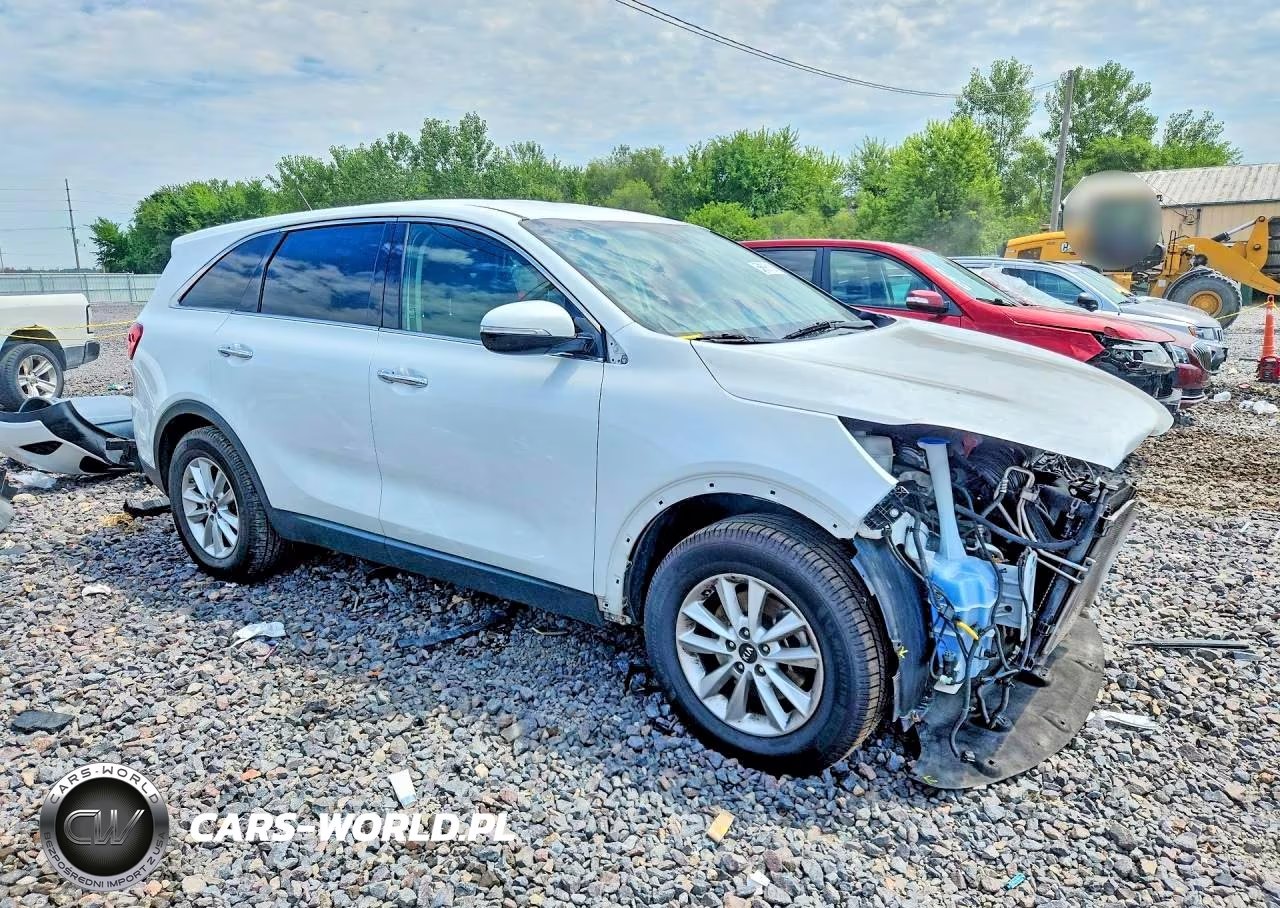 2019 Kia Sorento VIN:5XYPG4A39KG611037 - 4