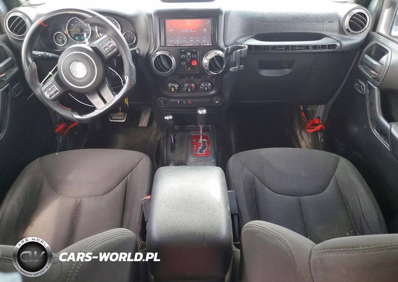 2015 Jeep Wrangler Unlimited Sport VIN:1C4HJWDG8FL618801 - 8