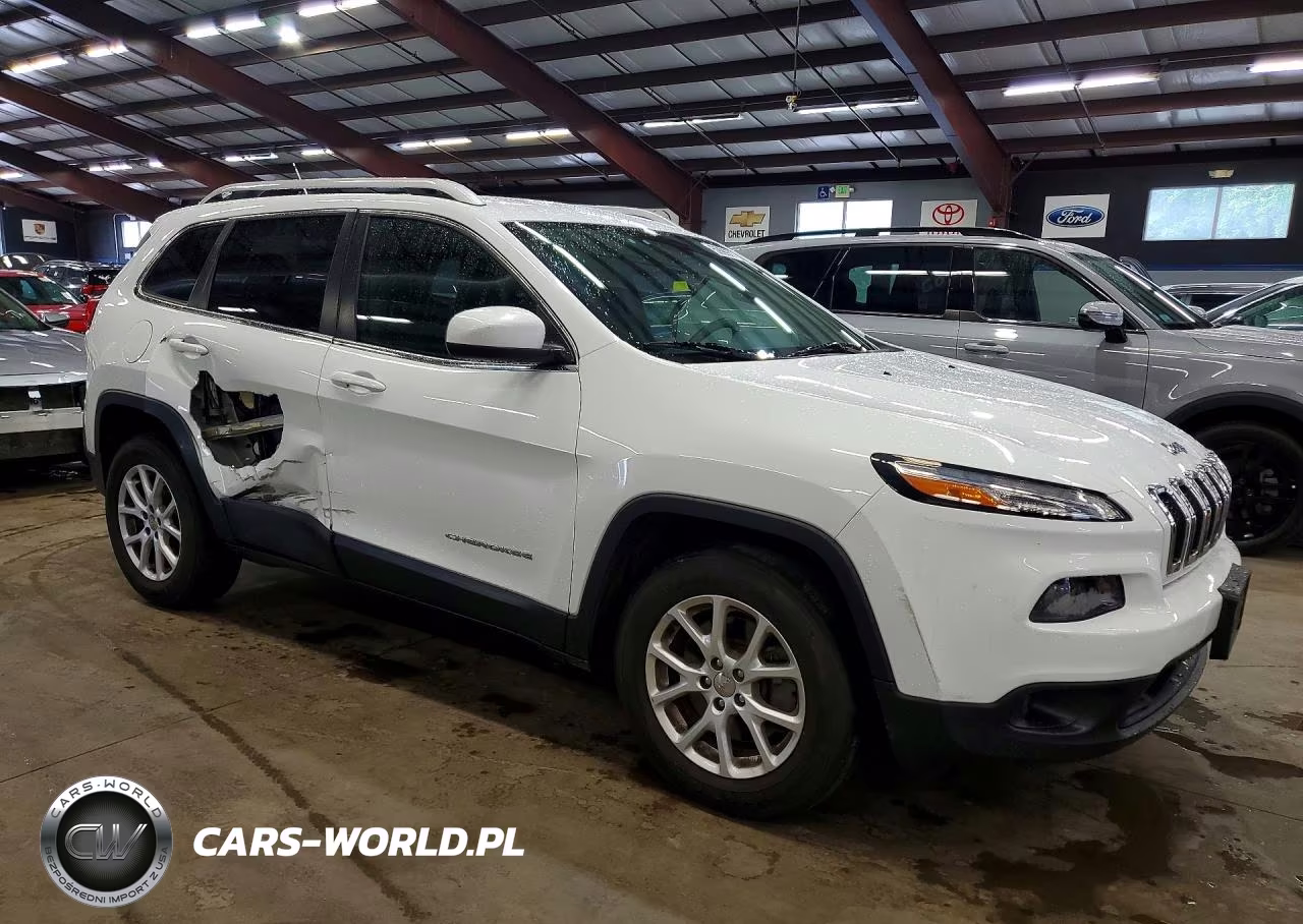 2014 Jeep Cherokee Latitude VIN:1C4PJMCB0EW171786 - 4