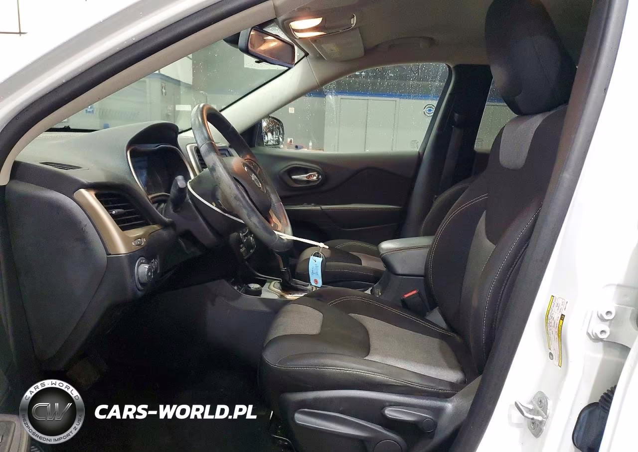 2014 Jeep Cherokee Latitude VIN:1C4PJMCB0EW171786 - 7