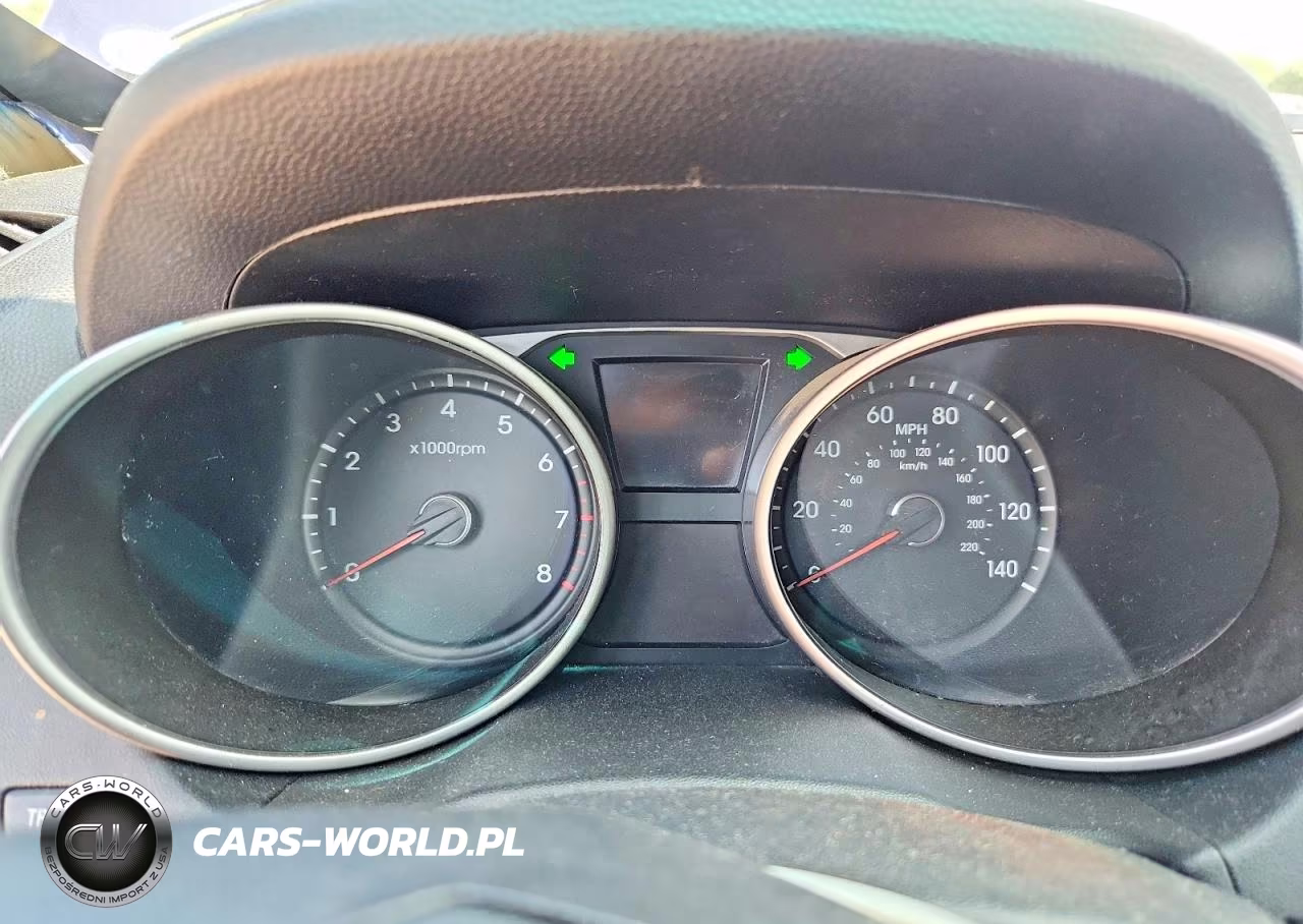 2012 Hyundai Tucson Limited VIN:KM8JU3AC8CU463726 - 9