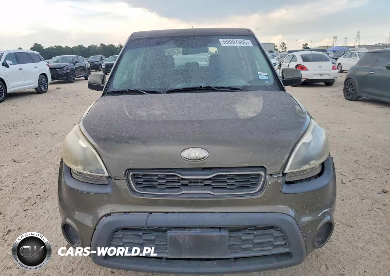 2013 Kia Soul Base VIN:KNDJT2A52D7495462 - 5