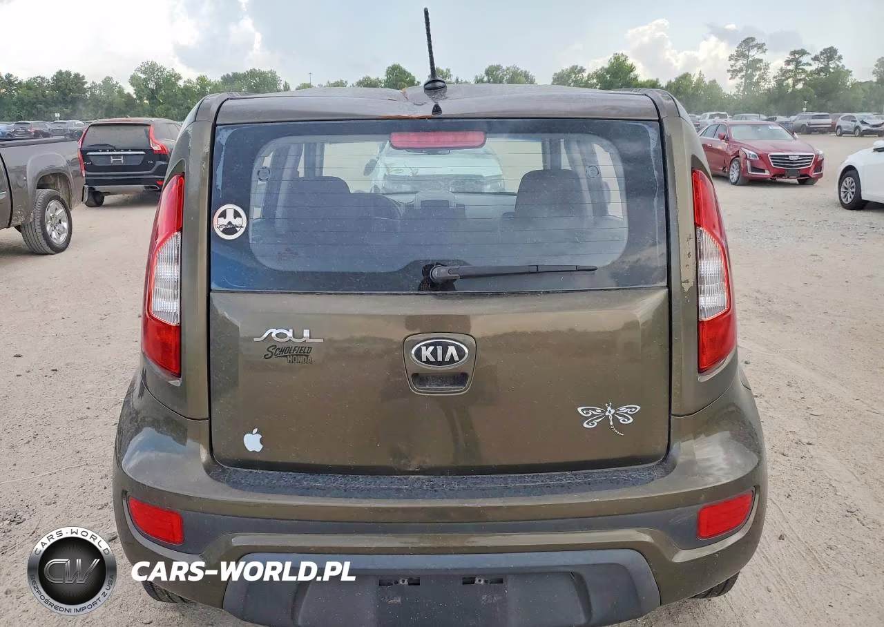 2013 Kia Soul Base VIN:KNDJT2A52D7495462 - 6