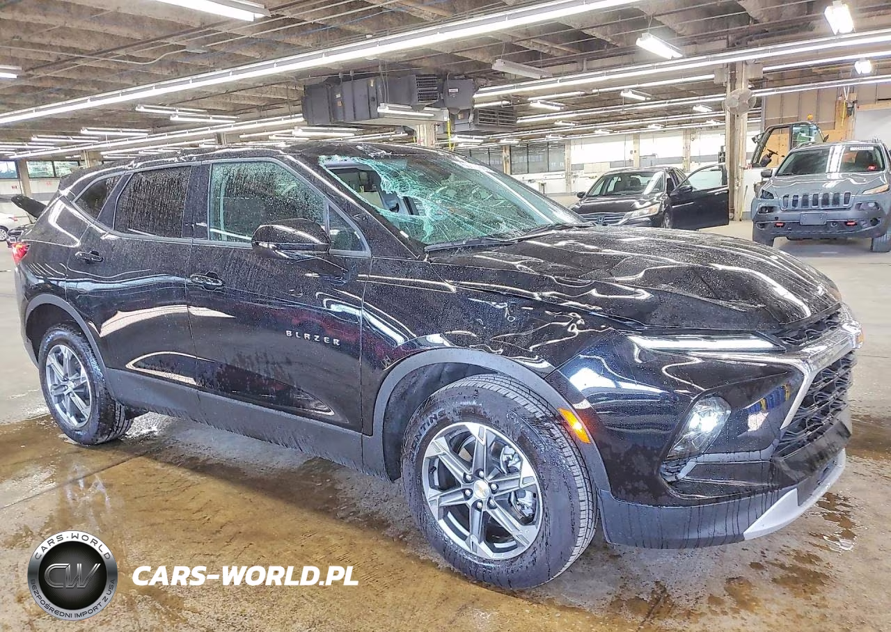 2026 Chevrolet Blazer 2Lt VIN:3GNKBHR42TS151546 - 4