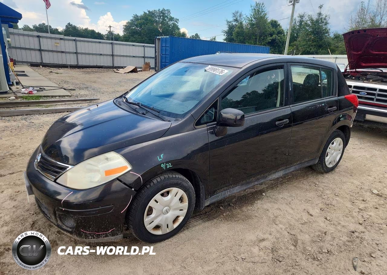 2011 Nissan Versa S
