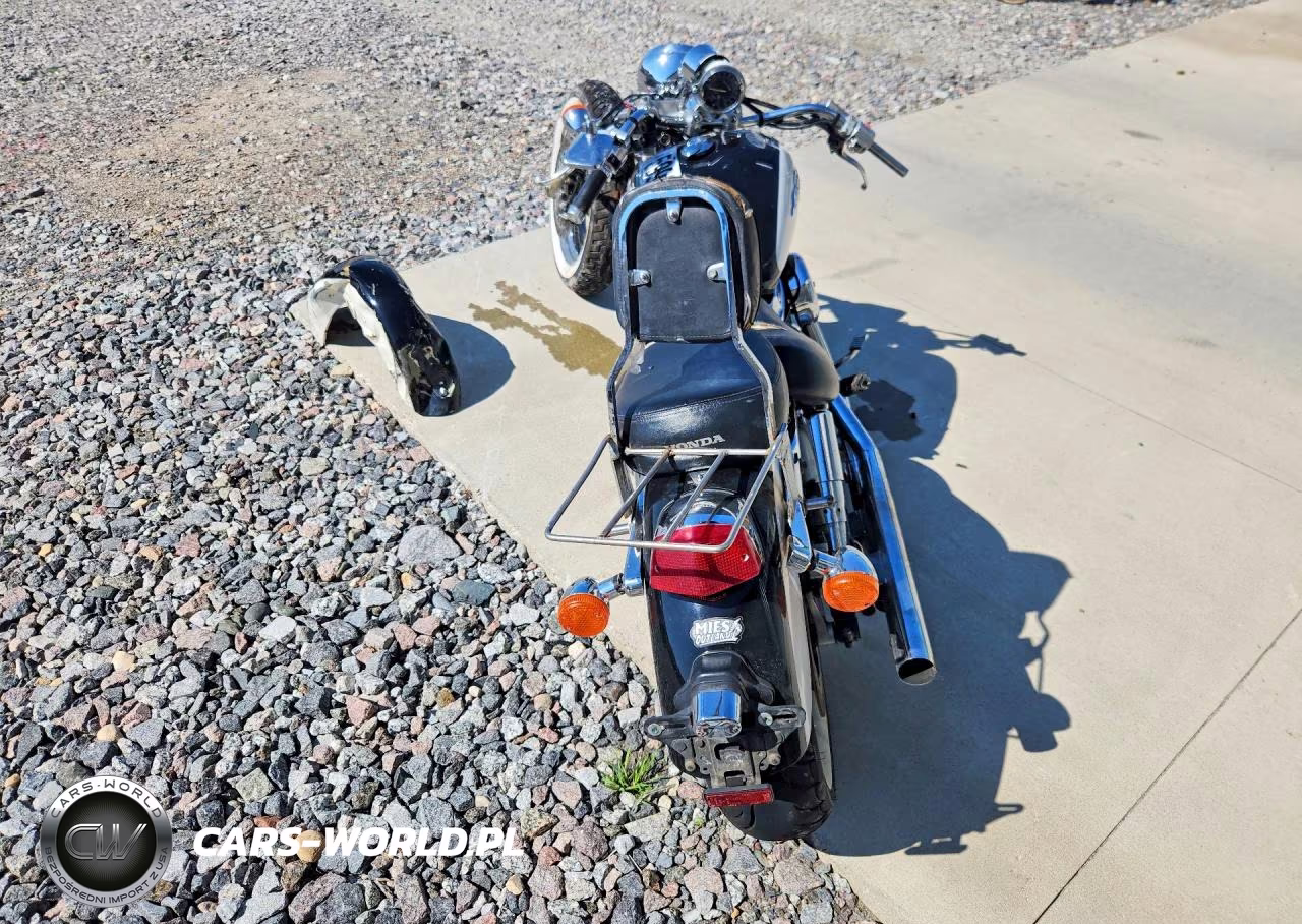 1996 Honda Vt1100 C2 VIN:1HFSC3201TA100983 - 4