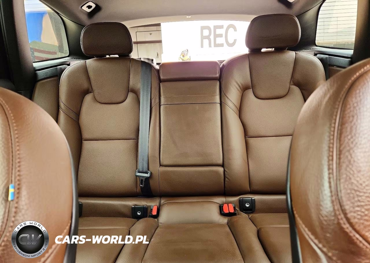 2021 Volvo Xc60 T5 Momentum VIN:YV4102RK4M1758084 - 10