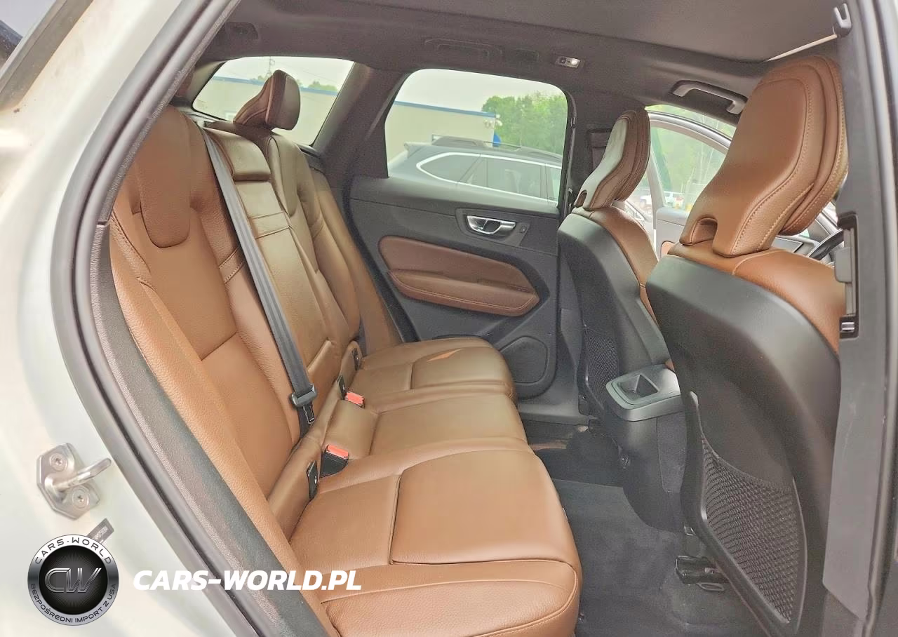 2021 Volvo Xc60 T5 Momentum VIN:YV4102RK4M1758084 - 11