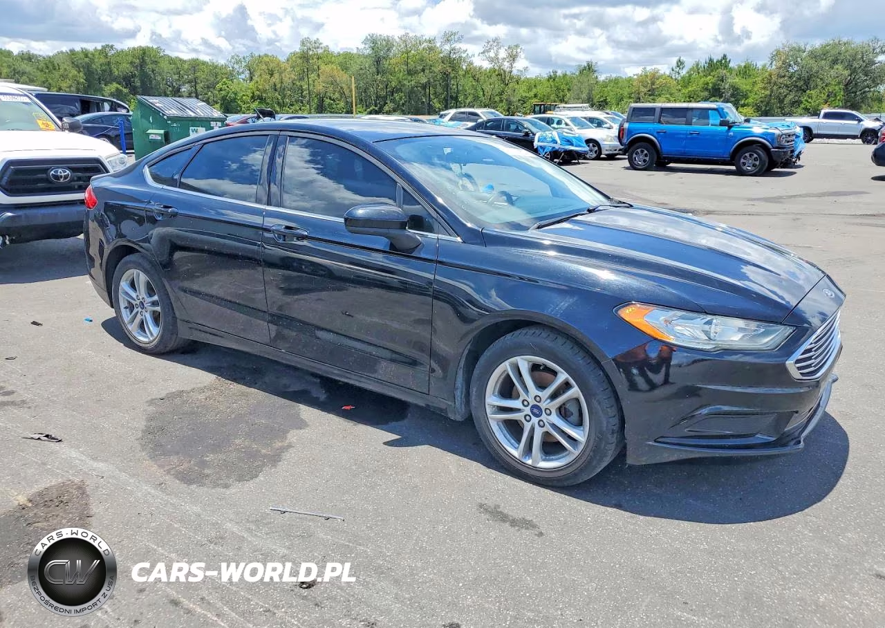 2018 Ford Fusion Se VIN:3FA6P0HD3JR251583 - 4