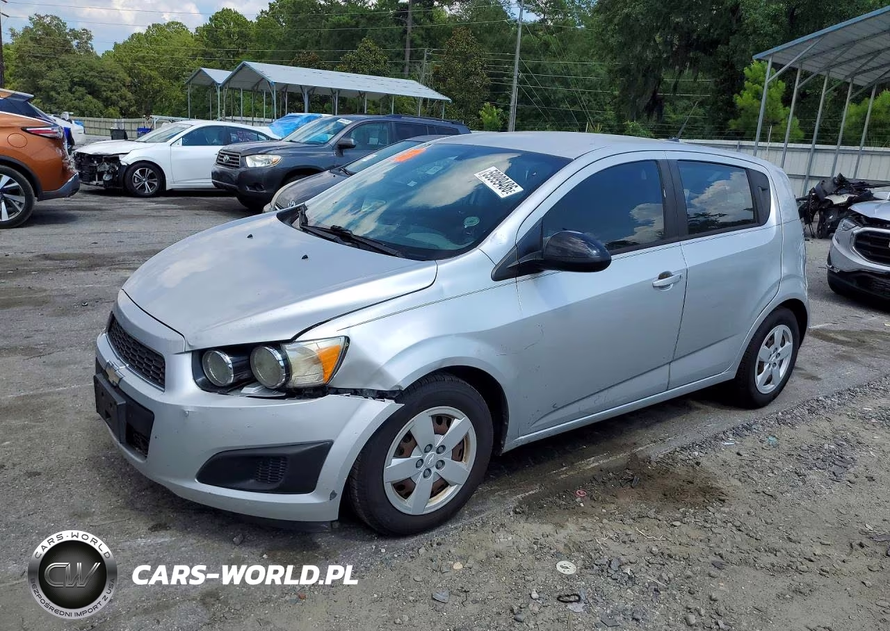 2014 Chevrolet Sonic Ls – zdjęcie 1 z 12