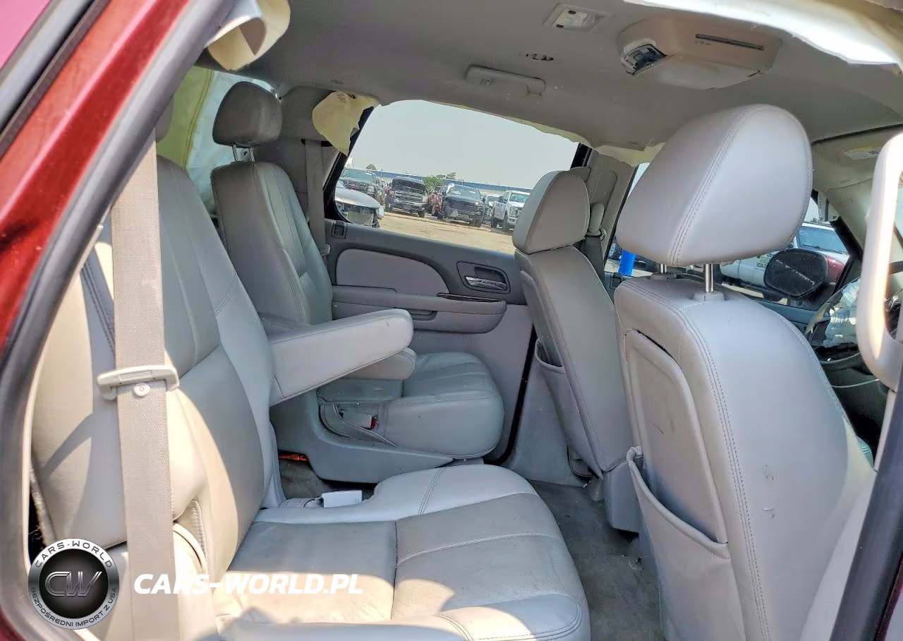 2008 Chevrolet Tahoe K1500 VIN:1GNFK13038J187379 - 11