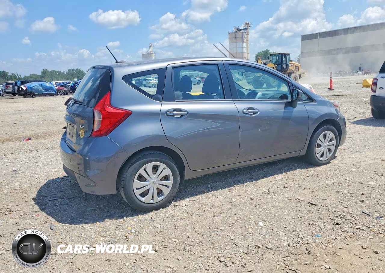 2018 Nissan Versa Note Sv VIN:3N1CE2CP9JL351841 - 3