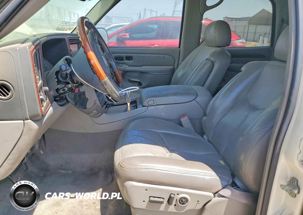 2005 Cadillac Escalade Luxury VIN:1GYEC63T75R194366 - 7