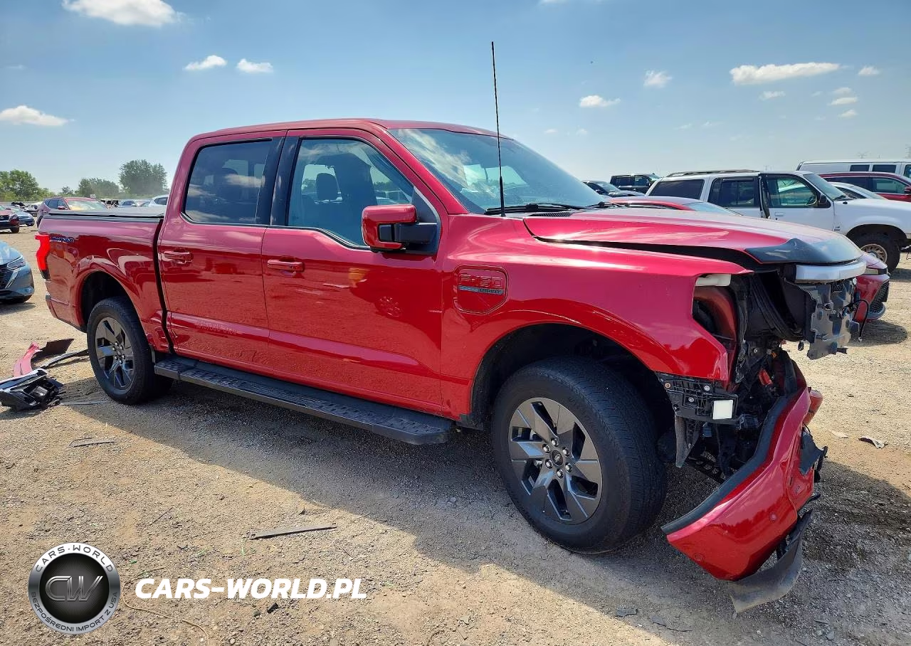 2023 Ford F150 VIN:1FTVW1EV0PWG30316 - 4
