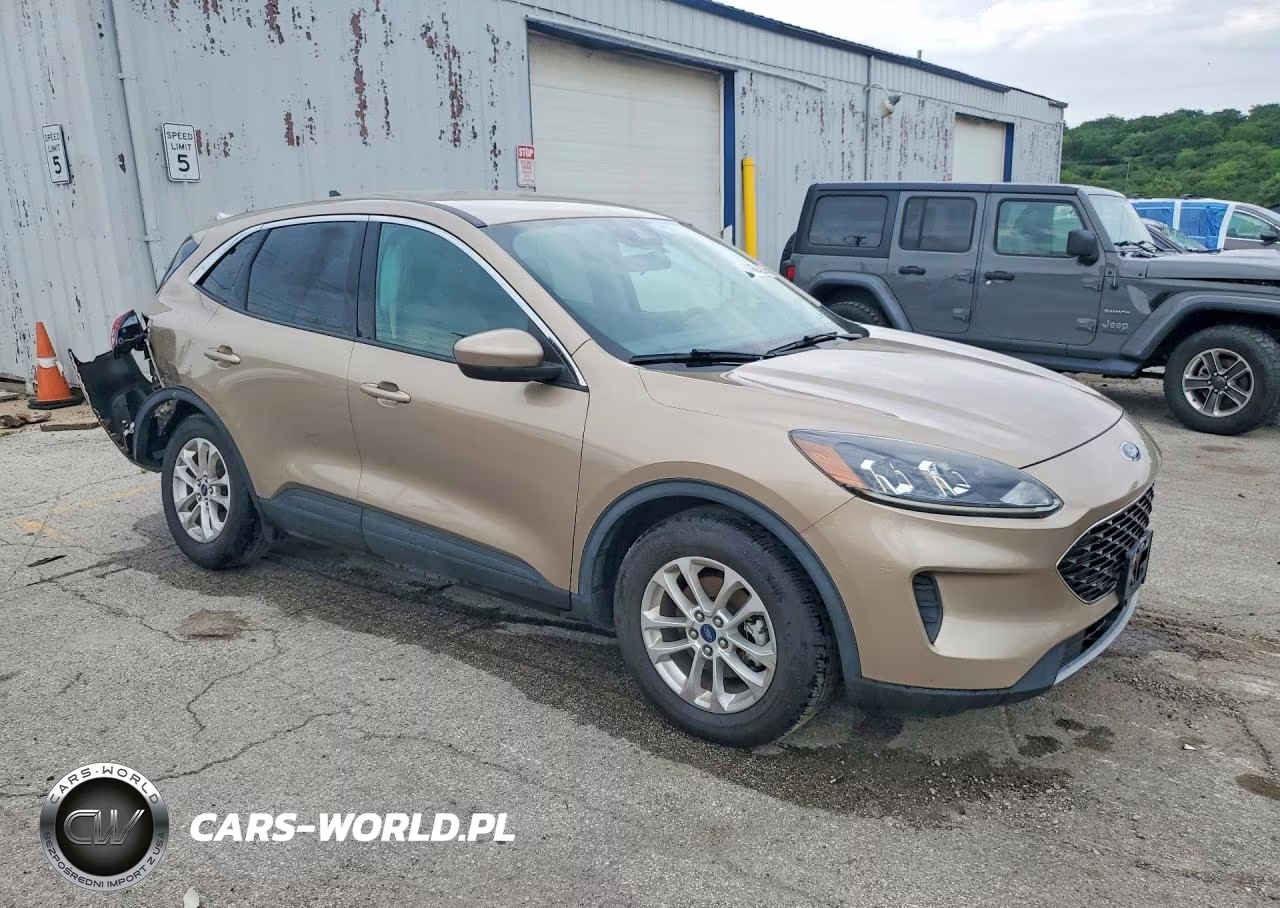 2020 Ford Escape Se VIN:1FMCU0G60LUC04298 - 4
