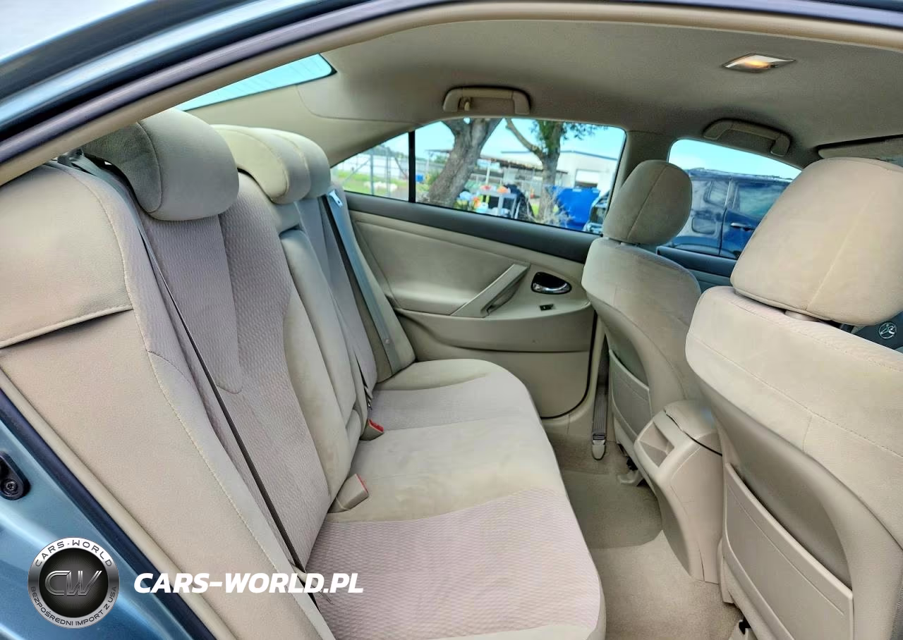 2010 Toyota Camry Le VIN:4T1BF3EK8AU571101 - 10