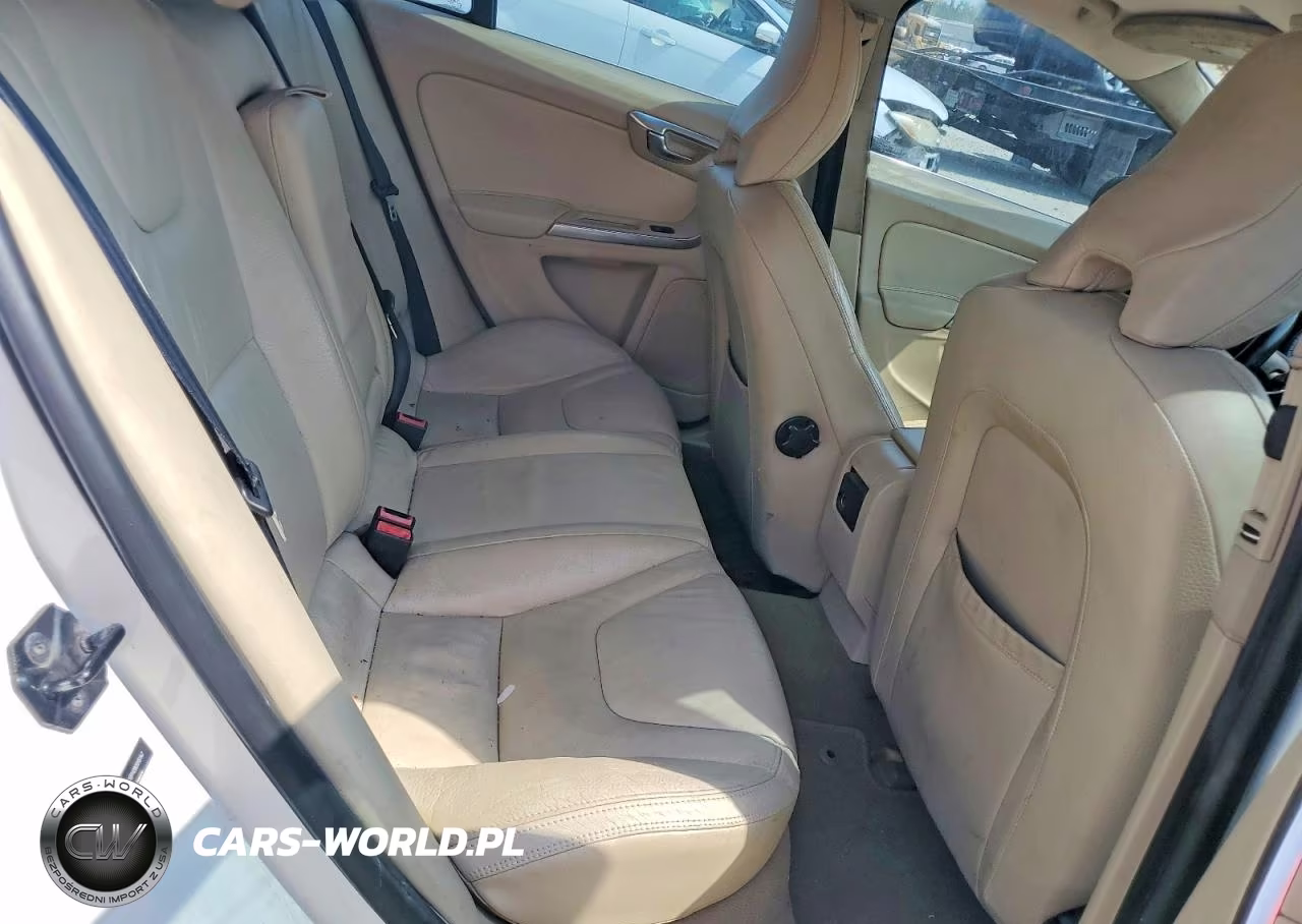 2011 Volvo S60 T6 VIN:YV1902FH2B2015147 - 10