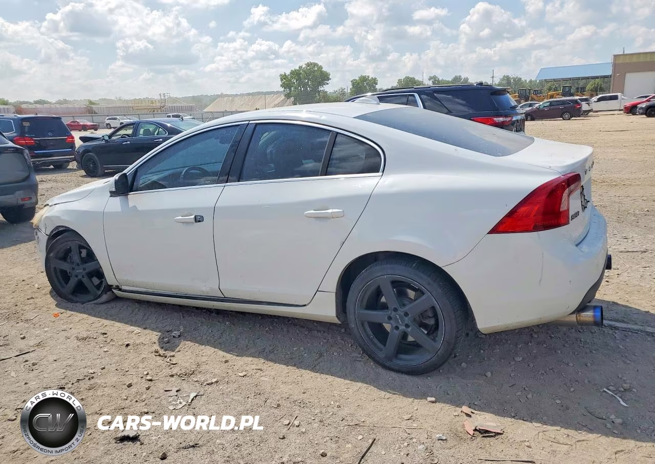 2011 Volvo S60 T6 VIN:YV1902FH2B2015147 - 2