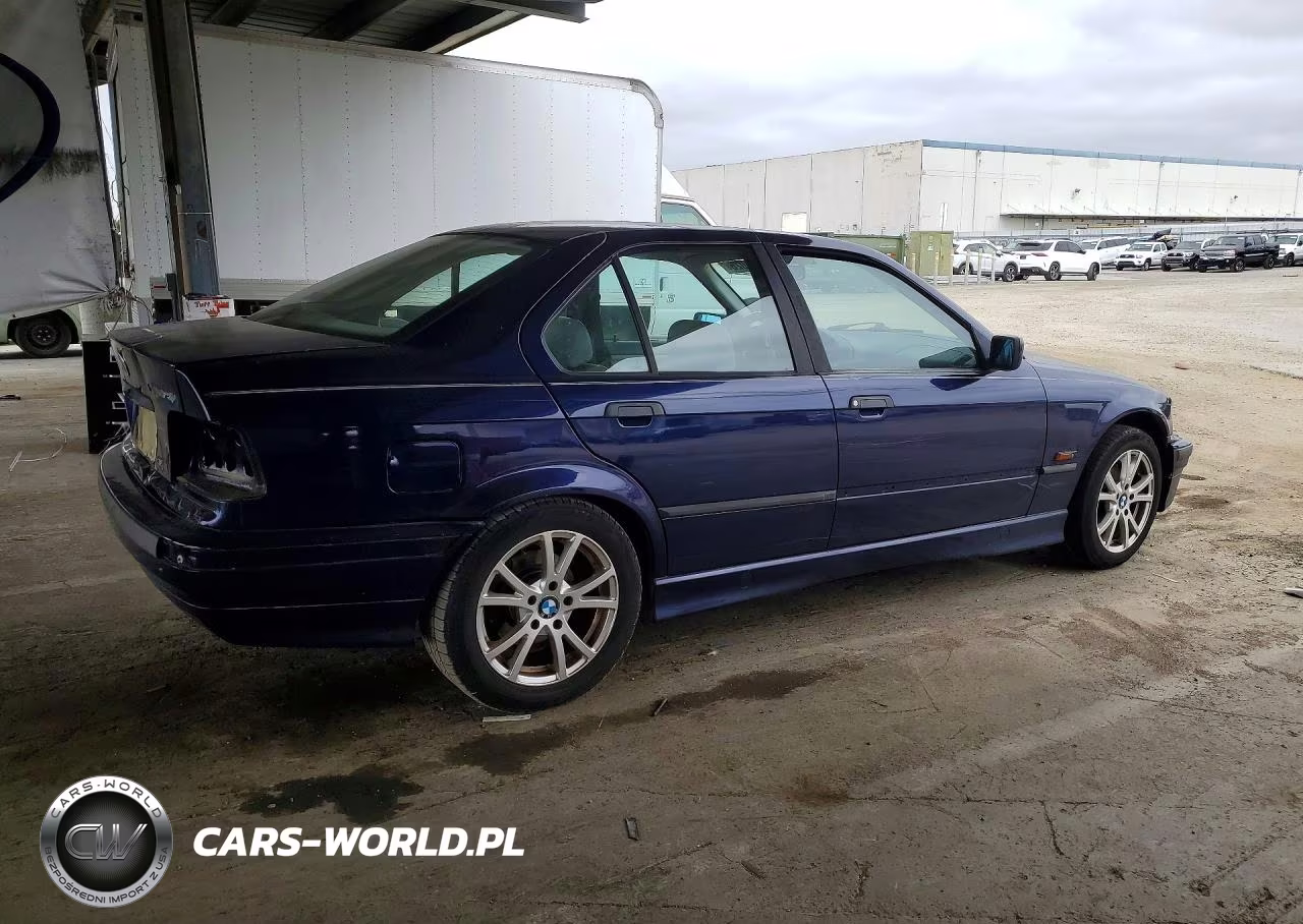 1996 BMW 328 I Automatic VIN:4USCD2329TLB30790 - 3