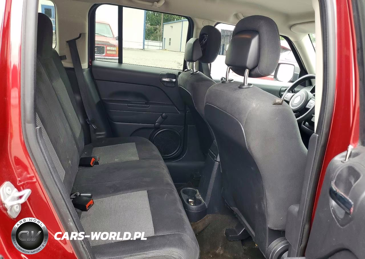 2015 Jeep Patriot Sport VIN:1C4NJPBAXFD359018 - 11