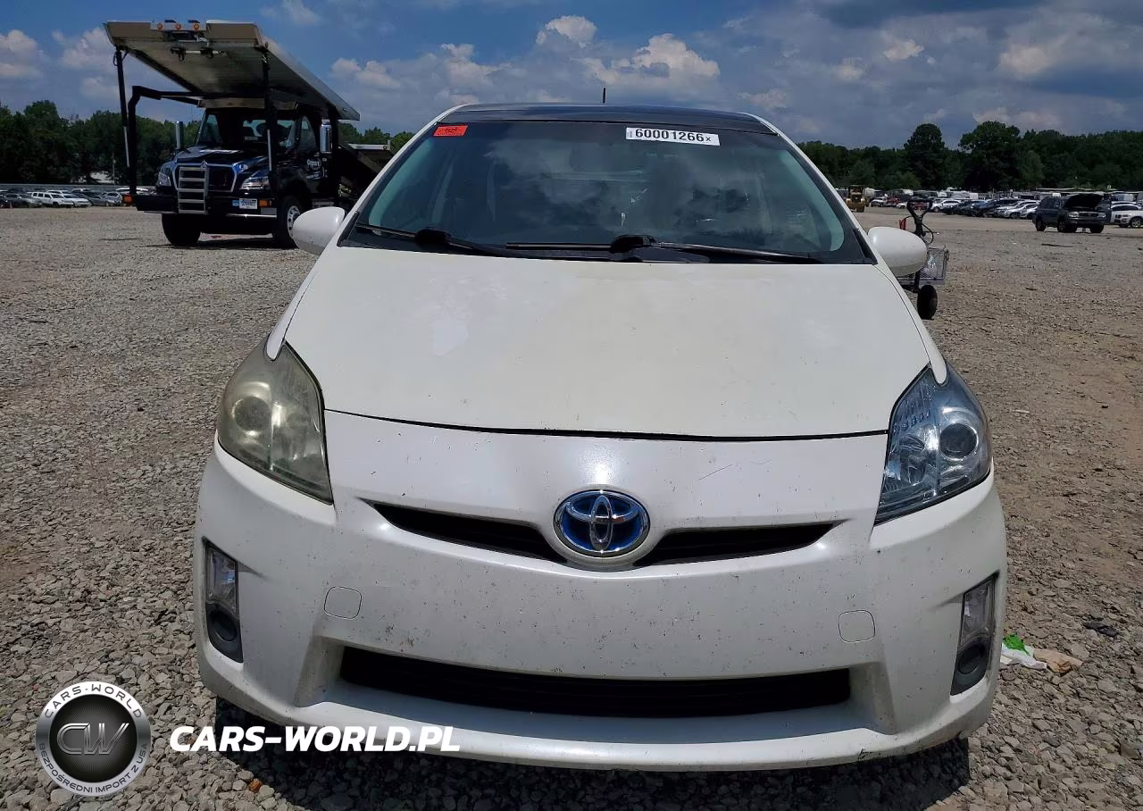 2011 Toyota Prius Four VIN:JTDKN3DU0B0253377 - 5