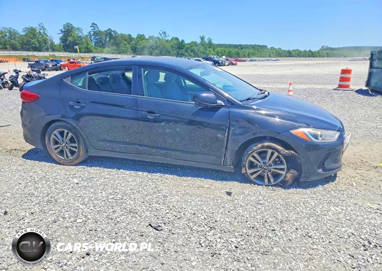 2018 Hyundai Elantra Sel VIN:5NPD84LFXJH294898 - 4