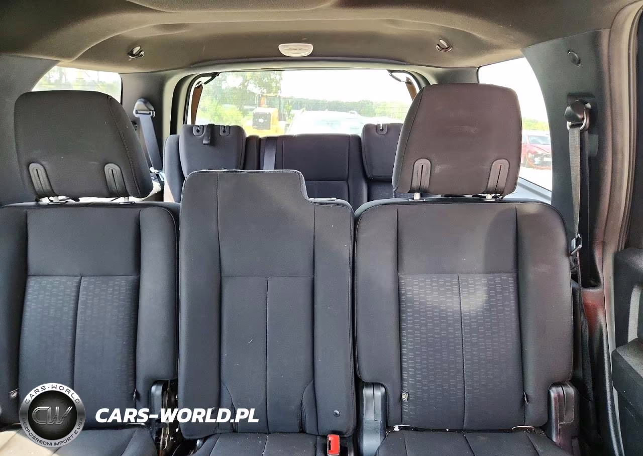 2017 Ford Expedition Xlt VIN:1FMJU1JT9HEA68850 - 10