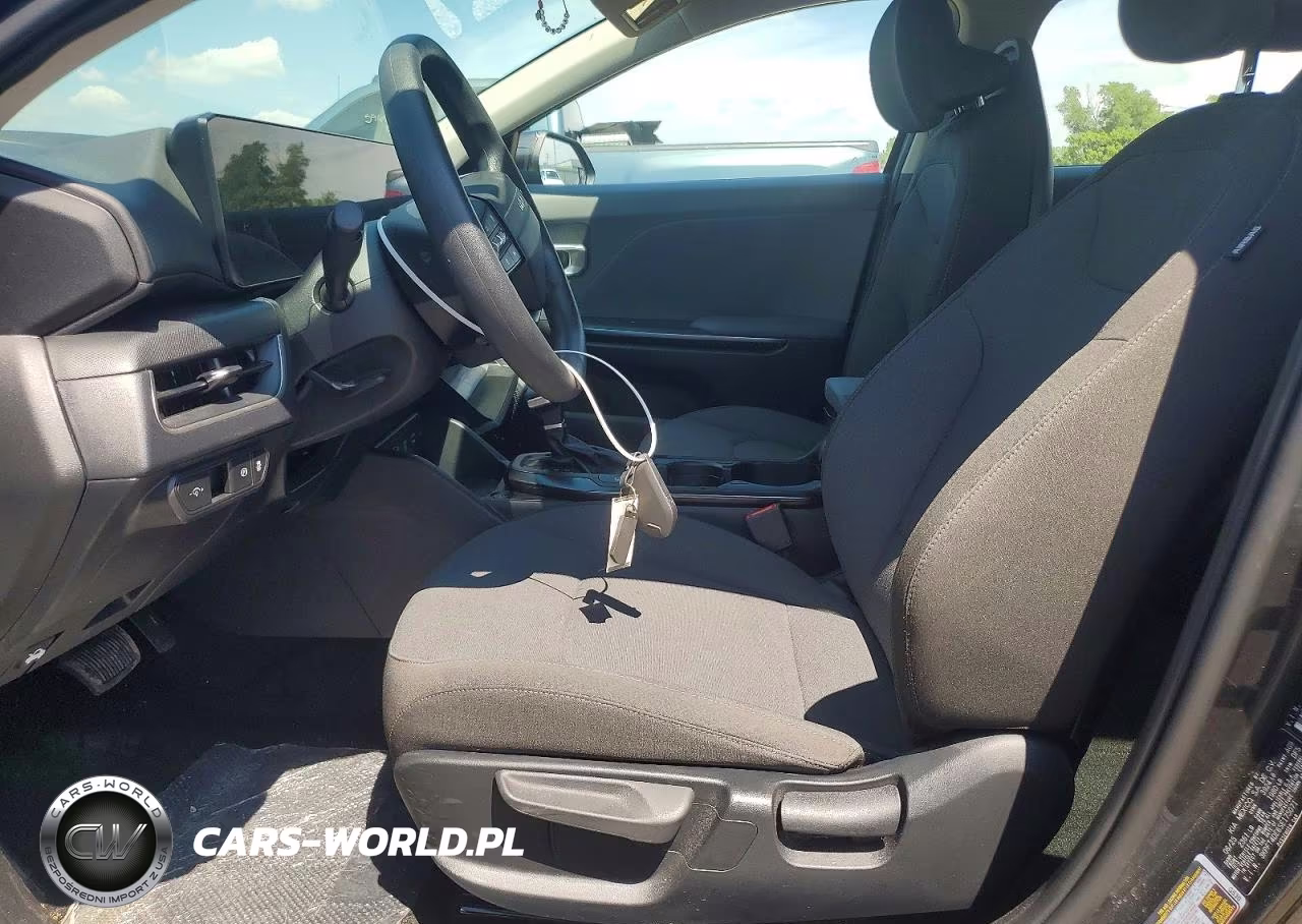 2025 Kia K4 Lx VIN:3KPFT4DE6SE175071 - 7