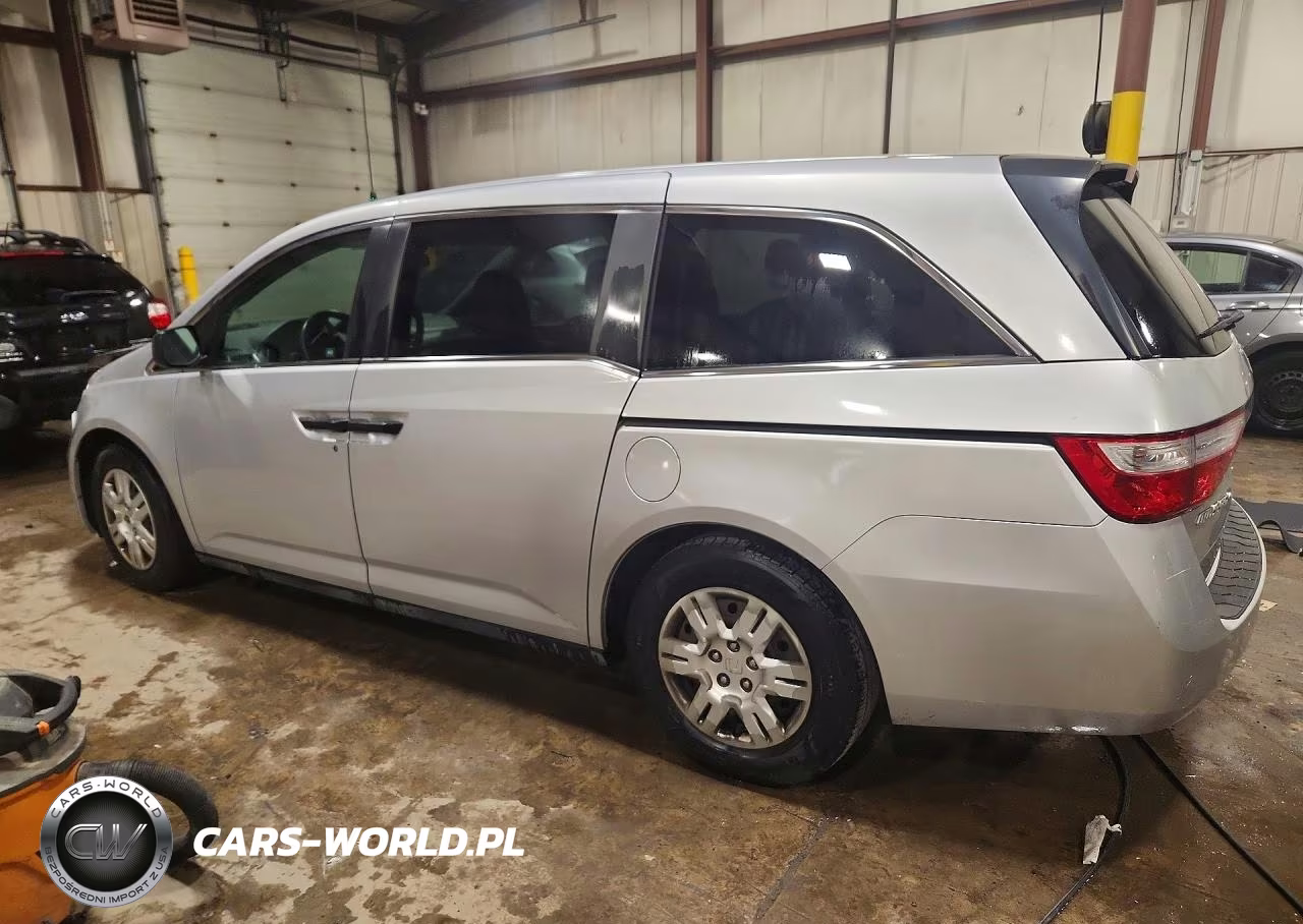 2011 Honda Odyssey Lx VIN:5FNRL5H21BB010610 - 2