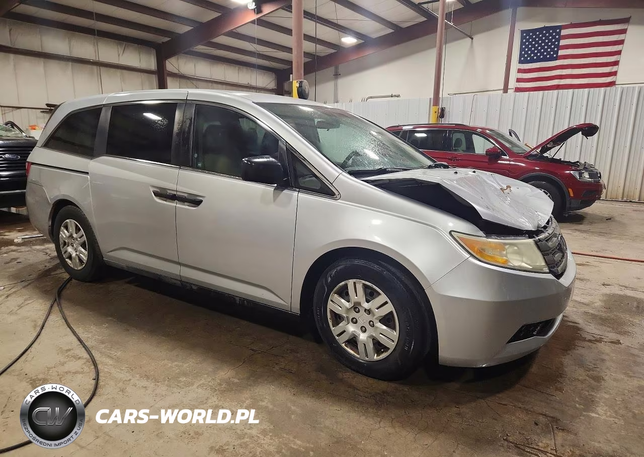 2011 Honda Odyssey Lx VIN:5FNRL5H21BB010610 - 4