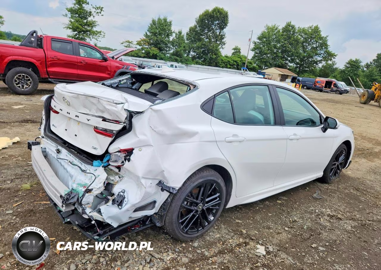 2025 Toyota Camry Se VIN:4T1DAACK6SU195529 - 3