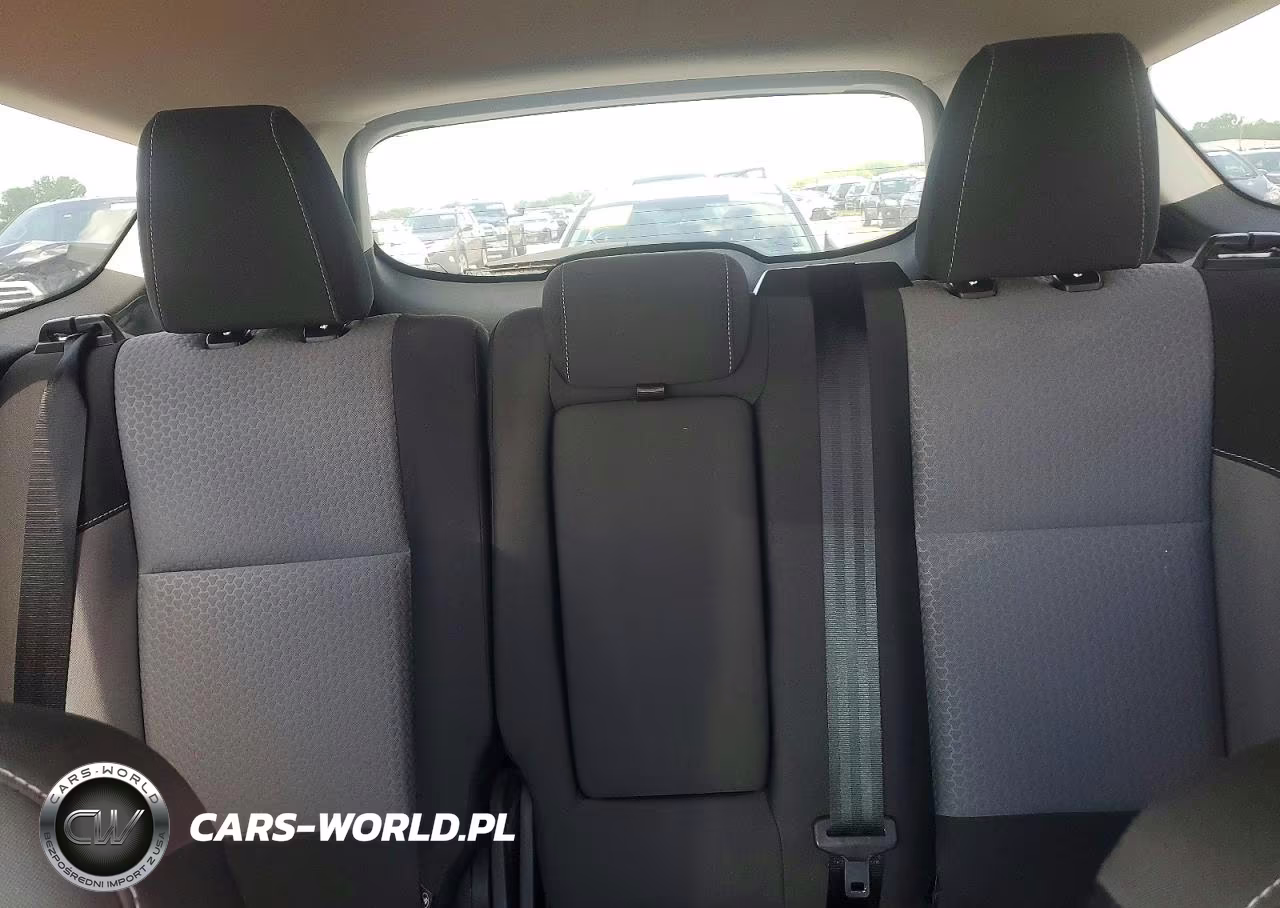 2017 Ford Escape Se VIN:1FMCU0GDXHUC23429 - 10