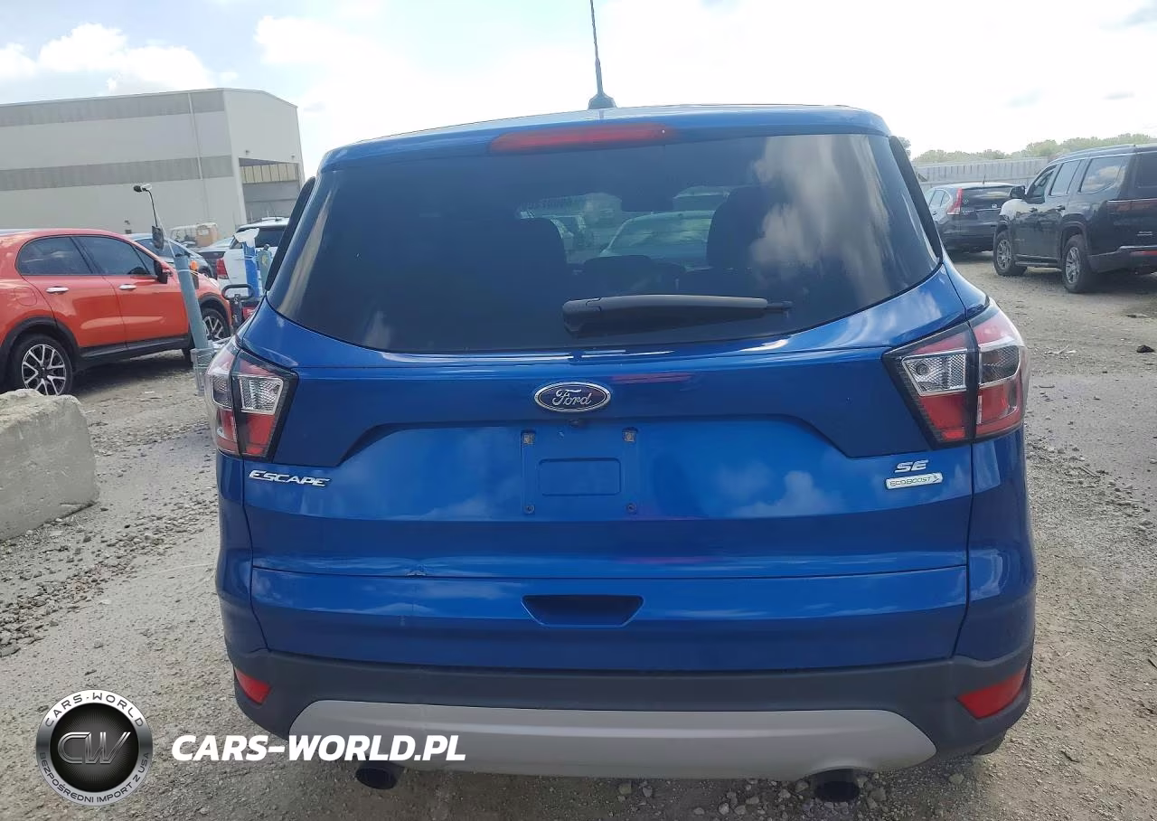 2017 Ford Escape Se VIN:1FMCU0GDXHUC23429 - 6