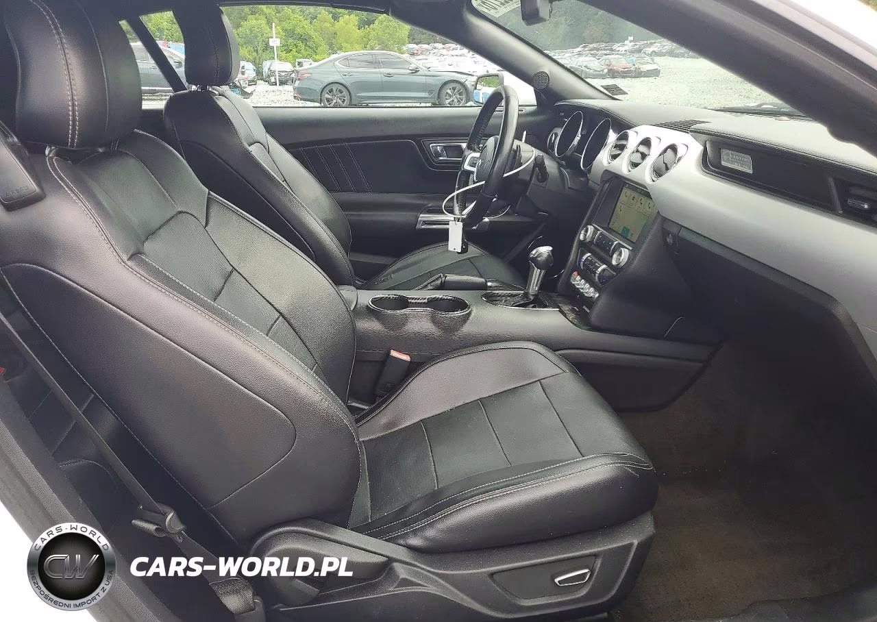 2017 Ford Mustang VIN:1FATP8UH6H5220514 - 10