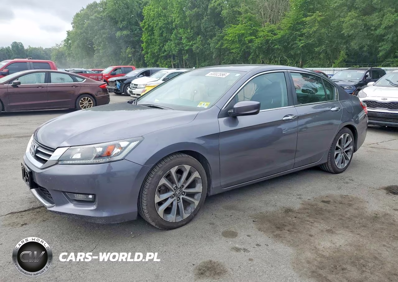 2015 Honda Accord Sport VIN:1HGCR2F58FA210867 - 1