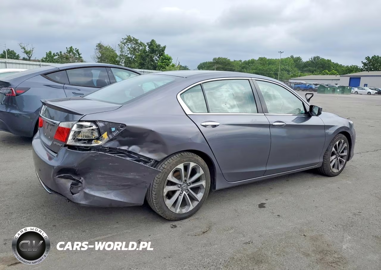 2015 Honda Accord Sport VIN:1HGCR2F58FA210867 - 3