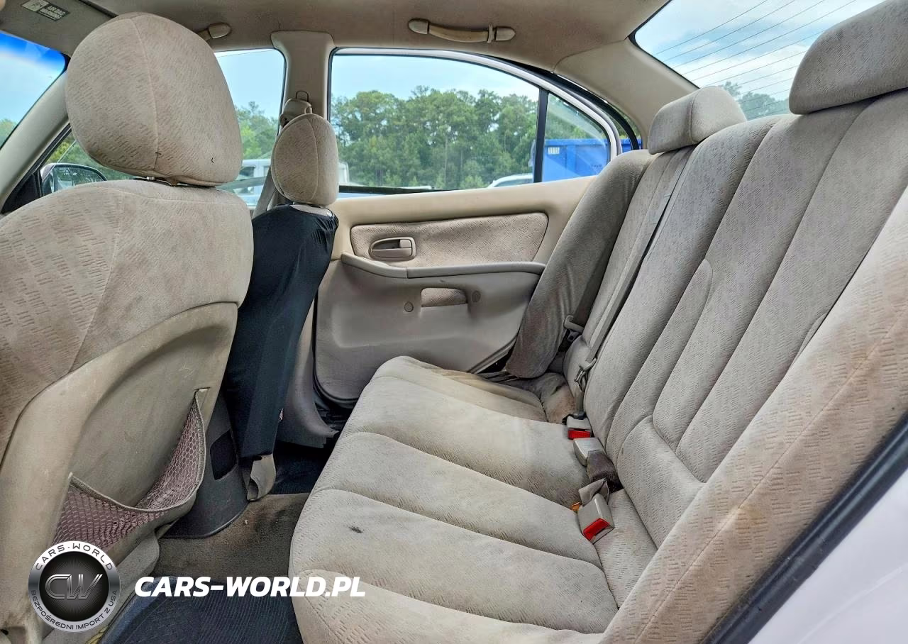 2005 Hyundai Elantra Gls VIN:KMHDN46D05U973377 - 10