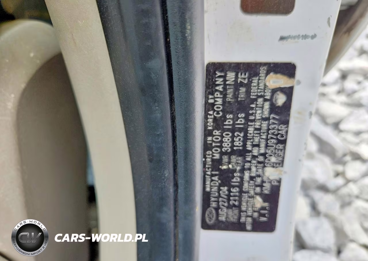 2005 Hyundai Elantra Gls VIN:KMHDN46D05U973377 - 12