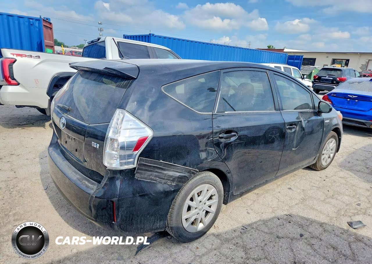 2013 Toyota Prius V Two VIN:JTDZN3EU8D3288490 - 3