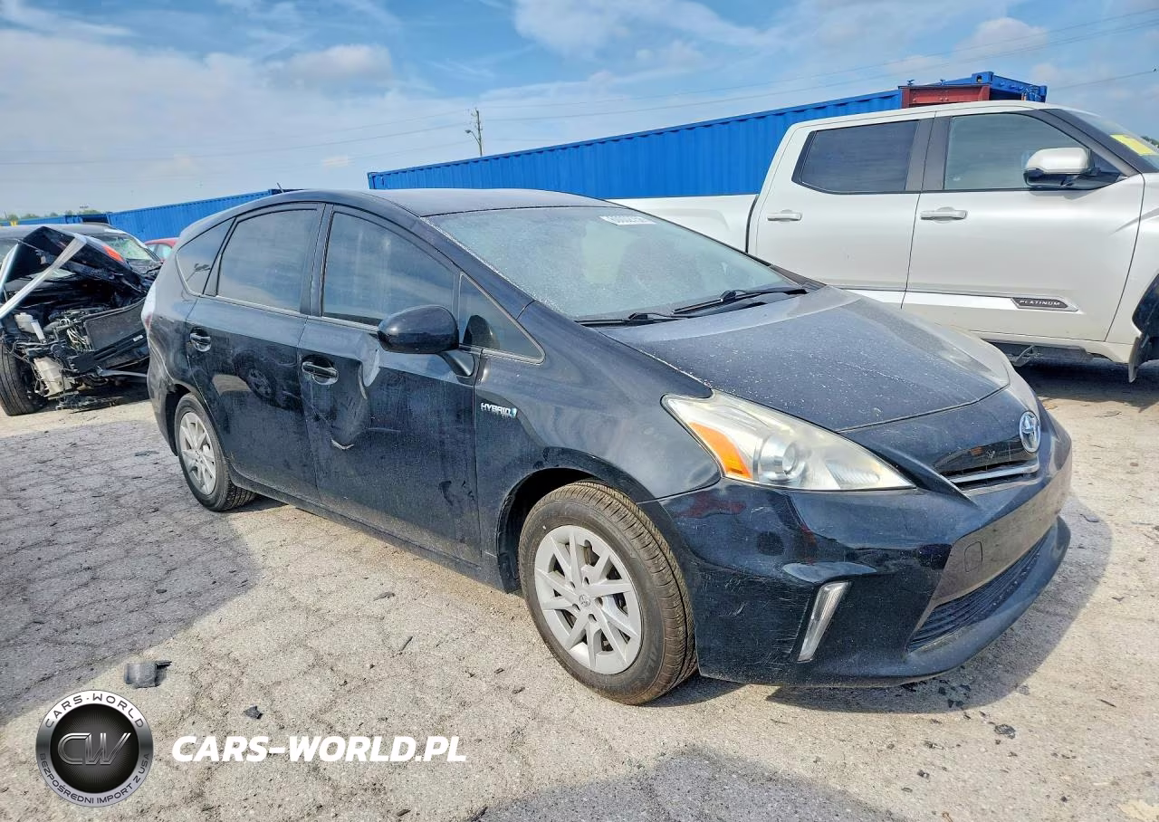 2013 Toyota Prius V Two VIN:JTDZN3EU8D3288490 - 4