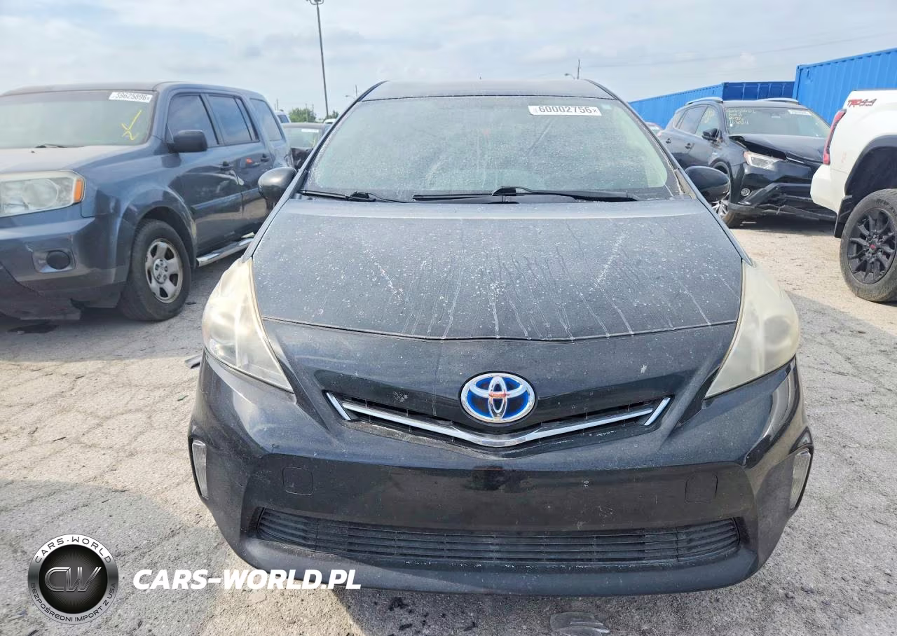 2013 Toyota Prius V Two VIN:JTDZN3EU8D3288490 - 5