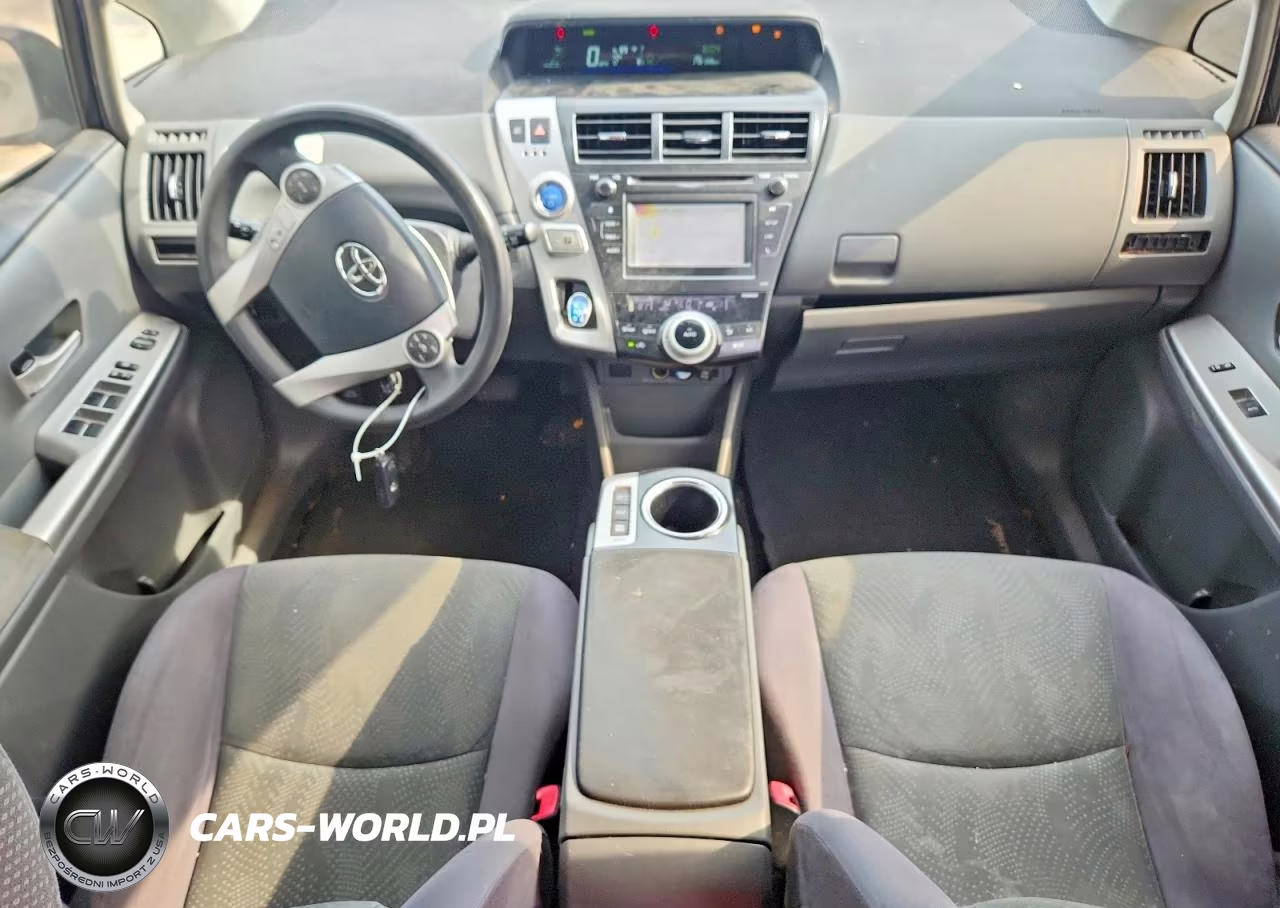 2013 Toyota Prius V Two VIN:JTDZN3EU8D3288490 - 8