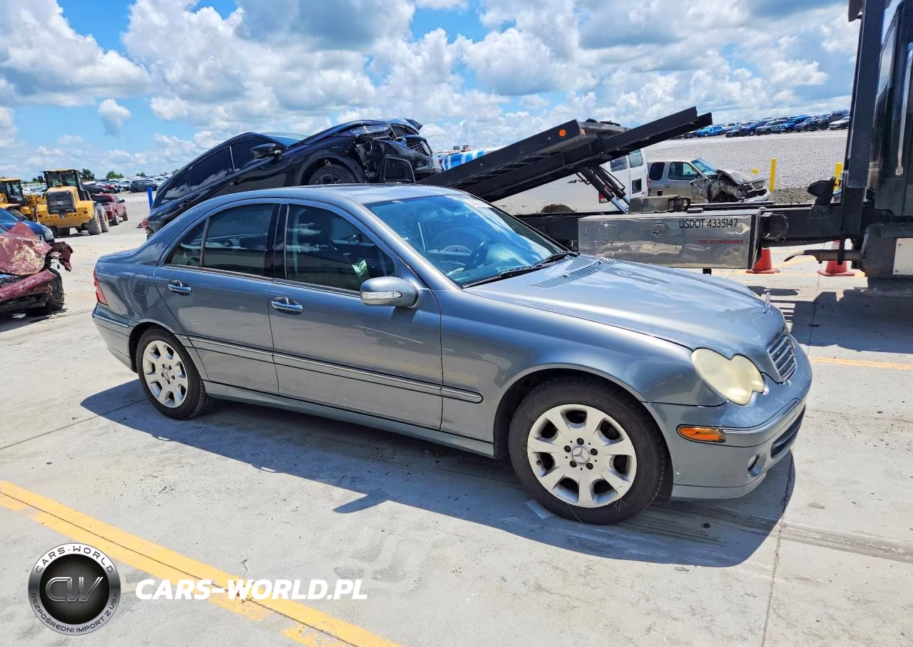 2005 Mercedes-Benz C 230 4Matic VIN:WDBRF81J75F671373 - 4