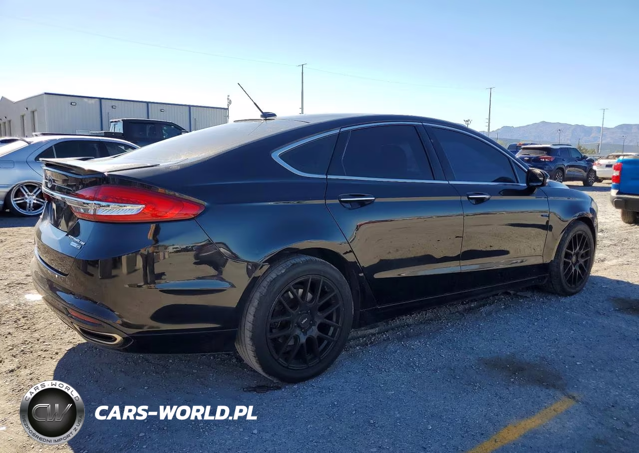 2018 Ford Fusion Titanium-Platinum VIN:3FA6P0D95JR132063 - 3