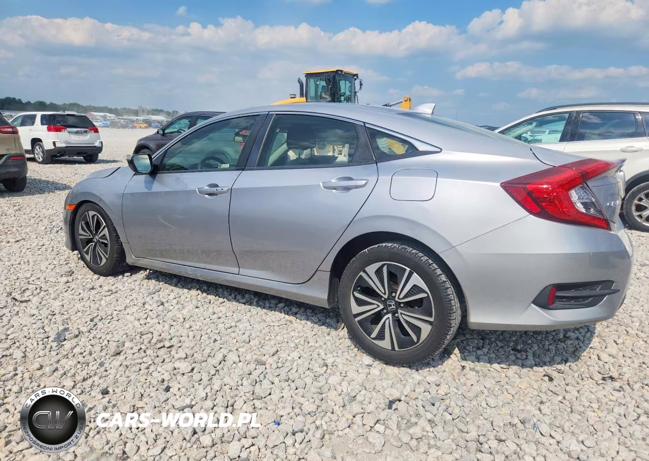 2018 Honda Civic Ex VIN:JHMFC1F31JX018121 - 2