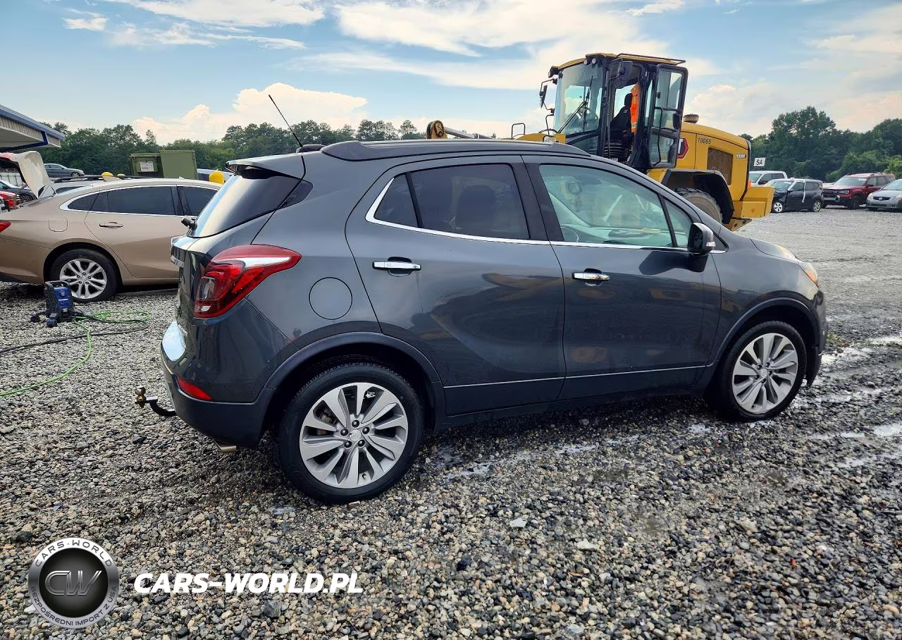 2018 Buick Encore Preferred VIN:KL4CJASB4JB609462 - 3