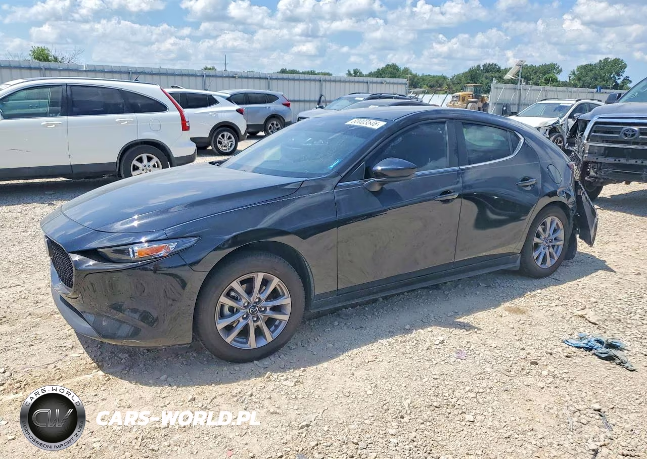 2022 Mazda 3 – zdjęcie 1 z 12