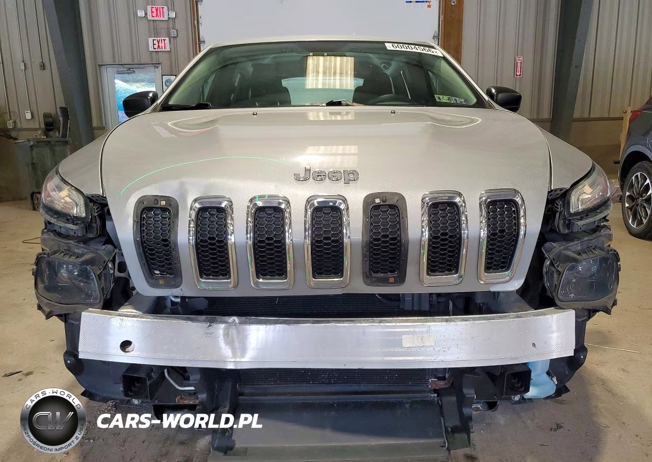 2015 Jeep Cherokee Sport VIN:1C4PJLAB8FW506369 - 5